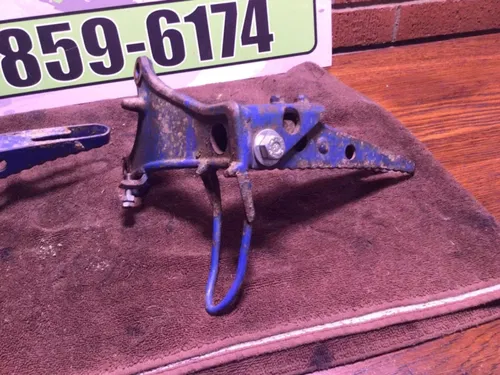 1986 Suzuki Quadsport 230 2x4 Left right Foot Rest Foot Peg pegs