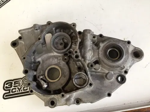 2005 - 07 Suzuki RMZ450 RMZ 450 Left LH Engine Crankcase Crank Case Bottom End
