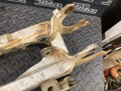 1999 Yamaha Warrior 350 Swingarm Swing Arm 3GD-22110-20-35 1990-2004