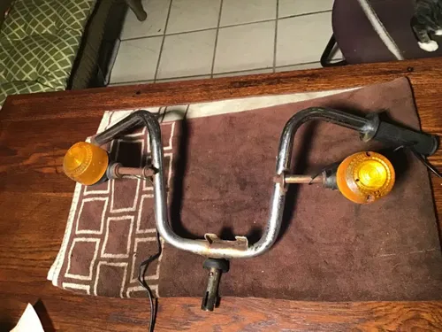 1981 Yamaha MJ50 Towny handle bars handlebars front turn signals OEM