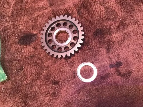 1998 Yamaha YZ400F Secondary drive gear idle gear