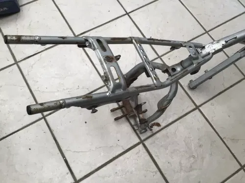 2000 Honda XR 100 R Frame Main Chassis Steel Stock Silver Good VIN OE XR100 CRF