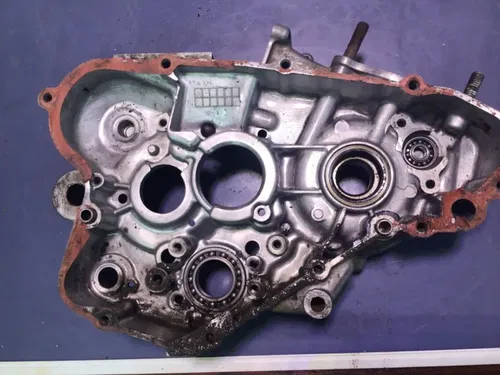 USED OEM 89 90 91 SUZUKI RM 125 RIGHT SIDE ENGINE MOTOR CASE CRANKCASE