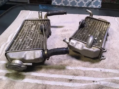 2002 Yamaha WR250F  Radiators no leaks