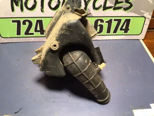 2004 HONDA CRF80 AIR BOX AND FILTERS CRF 80 XR XR80 100 tube rubber manifold