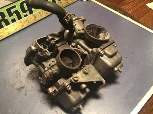 1981 YAMAHA VIRAGO 750 XV750 CARBURETOR 4X7-14900-01-00 (see description)