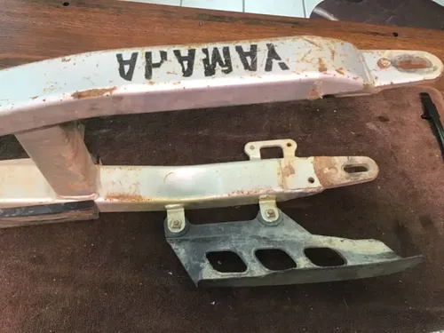 2003-2007 Yamaha TTR125 swing arm chain guard