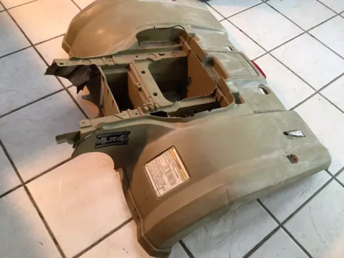 2003 Yamaha Kodiak 450 03 Fender Rear 5ND-F1600-10-00 37327 Tan plastic