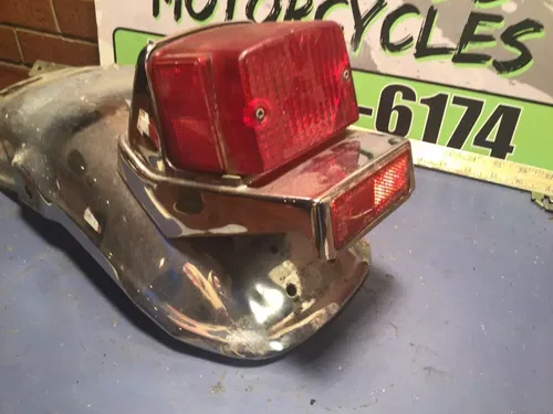 1982 82 81-83 Yamaha Virago 750 XV750 Rear Back Tail Light Fender chrome