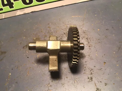 1987 1986 HONDA XL250R Crankshaft  Counter Balance Crank gear  OEM