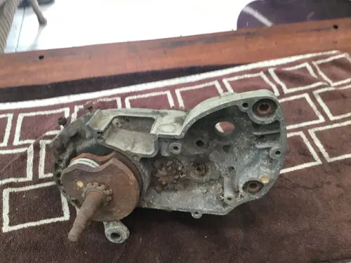 Fox Sundowner sach sachs  saxonette arctic cat clutch  Crank right crankcase
