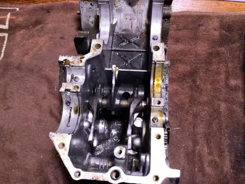 1973-75' 73' Honda XL175 XL-175 / OEM NICE ENGINE MOTOR CRANK CASES TOP BOTTOM