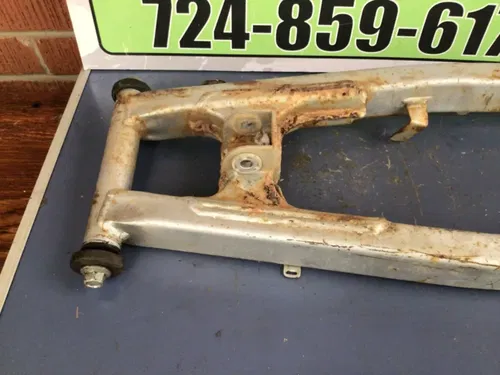 1999 2000 Honda XR100R XR 100 Rear Swingarm w/Pivot bolt xr100