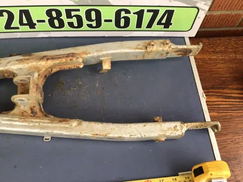 1999 2000 Honda XR100R XR 100 Rear Swingarm w/Pivot bolt xr100