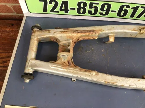 1999 2000 Honda XR100R XR 100 Rear Swingarm w/Pivot bolt xr100