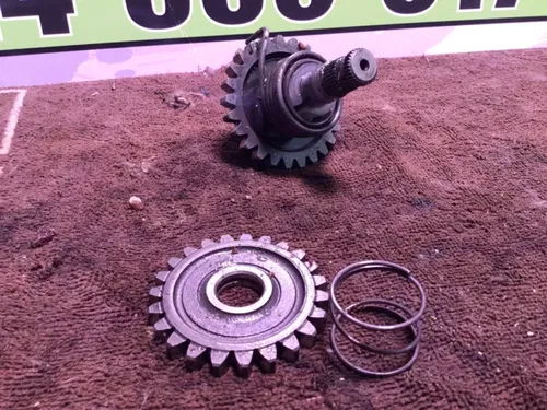 1989 83-02 Honda CR80R Kick Start Starter Spindle Shaft & secondary gear idle