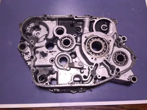 87 Kawasaki KSF250 Mojave KSF 250 Engine Right Clutch Side Crankcase Crank Case