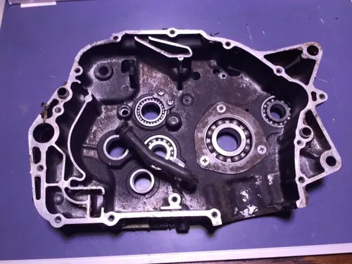 87 Kawasaki KSF250 Mojave KSF 250 Engine Right Clutch Side Crankcase Crank Case