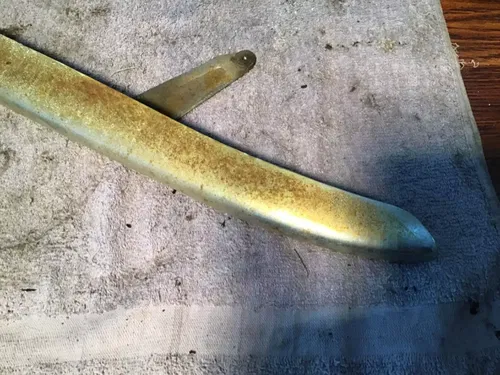 1975 Suzuki GT250 chain guard chain guide rear