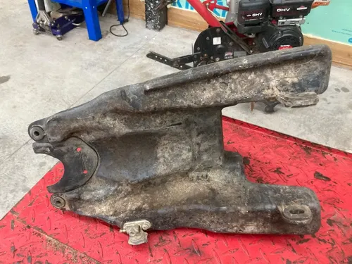 87-04 Genuine Yamaha WARRIOR 350 FUEL GAS TANK WITH PETCOCK