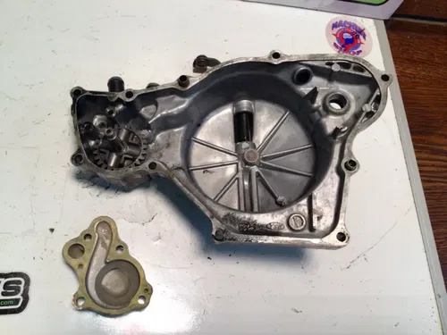 1986 86-95 CR80R CR80 OEM Engine Right Crankcase Cover Water Pump Housing Case