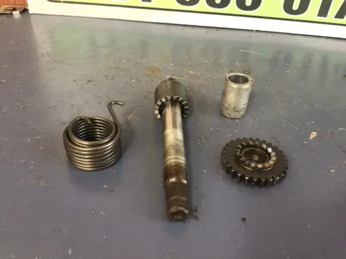 1979 - 2003 HONDA XR 80 KICK START RETURN SPRING 28281-149-003 KICKER CRF100 100
