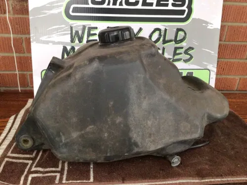 Suzuki Quadsport LT 230 Gas Tank   LT230S 1985 1986 1987 petrol tank