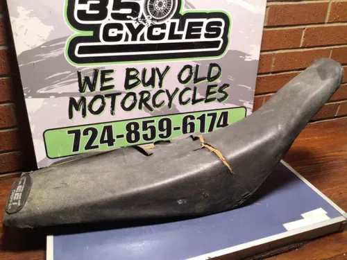 1998-2002 Yamaha YZ250F YZ400F YZ426F complete original seat 5GR-24710-10-00