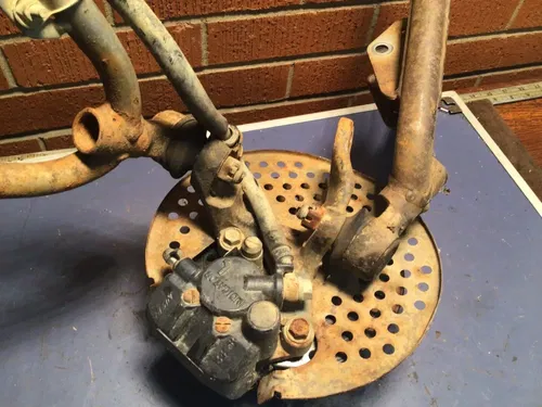 1991 HONDA TRX250X FRONT LOWER UPPER RIGHT CONTROL A ARMS KNUCKLE HUB Caliper