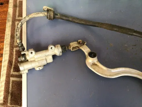 OEM 2005 Honda CRF450r CRF 450r Rear Caliper Master Cylinder Brake Line Pedal