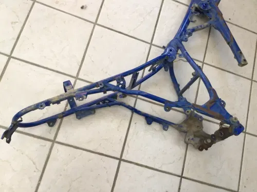 1996 Yamaha XT 225 XT225 frame chassis