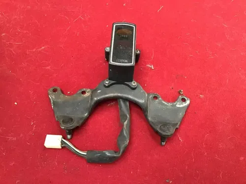 Yamaha XS400 gauge bracket dash mount indicator