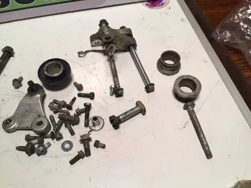 2005 SUZUKI RMZ 450 Motor Mounts / Engine wheel spacers misc chassis hardware