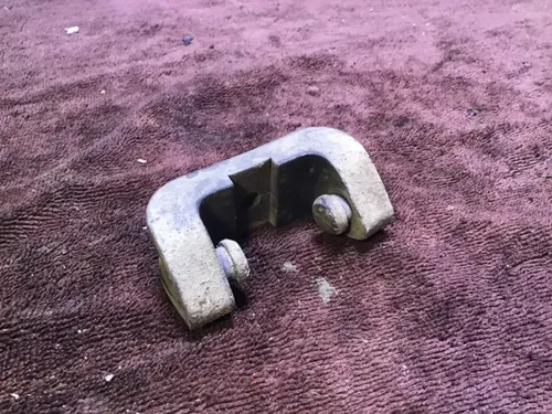 1998 Yamaha YZ400F gas tank rubber dampener