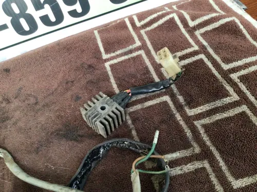 1974 HONDA XL175 KILL OFF SWITCH BUTTON voltage rectifier