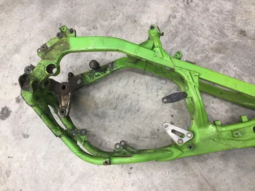 1995-1996 Kawasaki KX125 Frame Chassis Linkage