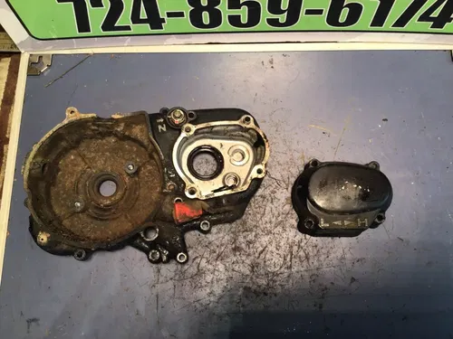 1985 HONDA ATC110 LEFT SIDE CRANKCASE ALTERNATOR COVER sub transmission lever