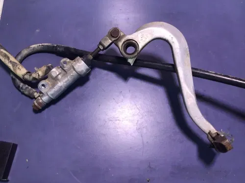 1990 89-95 RM250 RM125 OEM REAR BRAKE SYSTEM CALIPER MASTER RESERVOIR