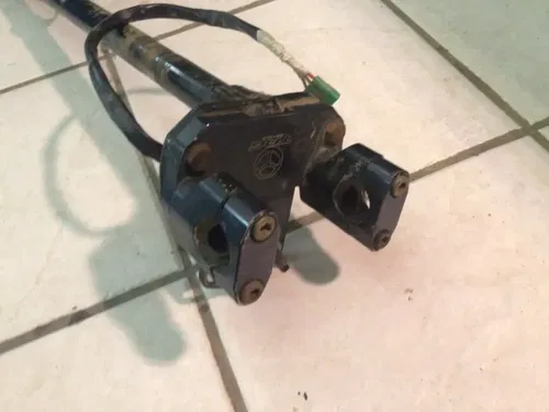 03-07 SUZUKI LTZ400 IGNITION + STEERING STEM SHAFT WITH MOUNTS KFX400