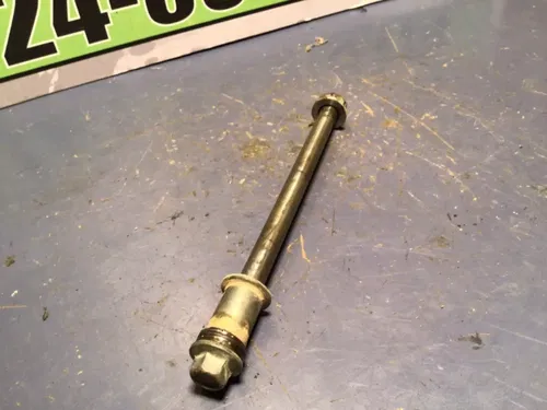 1985 1986 Honda XR80 XR100 Front Wheel Axle and Nut spacer