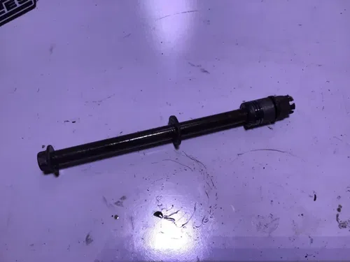 XR80 FRONT AXLE COMPLETE WHEEL BOLT VINTAGE GENUINE OEM HONDA XR 80 (79-84)