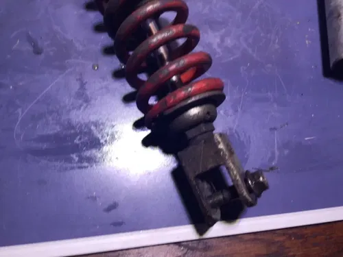 1988-89 Honda CR80R Rear Shock Absorber Assem #52400-GS2-772 & 52400-GS2-773   2