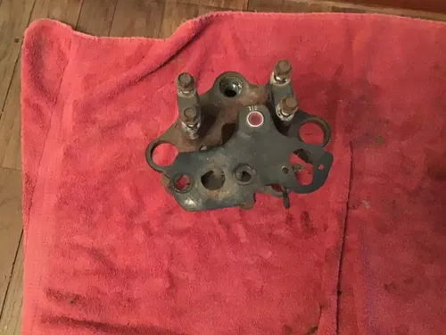 1975 Yamaha DT100 triple tree fork clamp