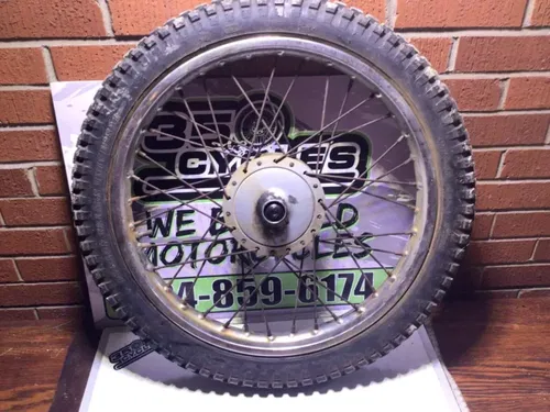 1969 - 1970 KAWASAKI G3TR BUSHMASTER FRONT WHEEL RIM HUB