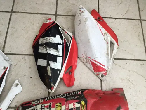 2004 - 2007 HONDA CRF250R CRF250 R GENUINE COMP PLASTIC KIT Fender Tank Shrouds