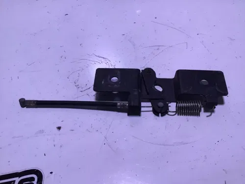 HONDA VF700F 1985 Rear Seat Latch & Cable