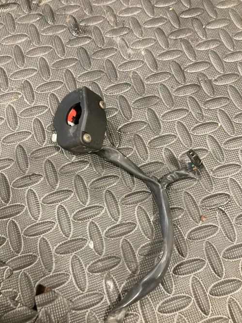 1994 YAMAHA XJ600 SECA RIGHT HAND CONTROL KILL STOP START SWITCH