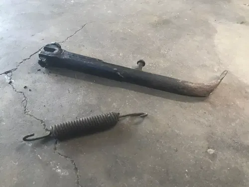 1975 Yamaha DT175 Kick Stand