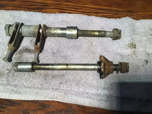 1974-1977 Kawasaki KZ400 KZ 400 Rear and front axles rear axle spacers chain adj