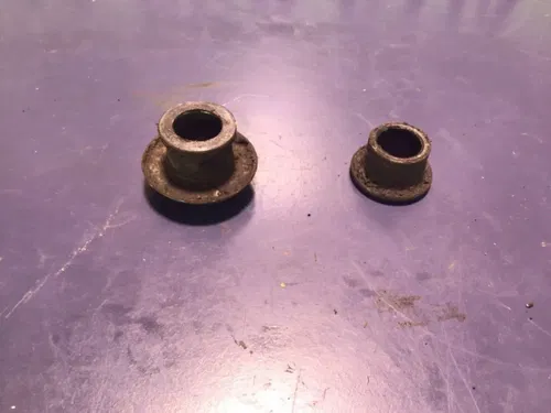 1990 SUZUKI RM125  FRONT AXLE SPACERs